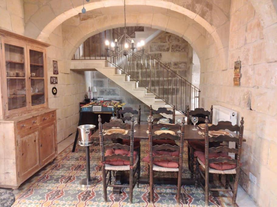 Geligiz Farmhouse Għajnsielem Exterior foto